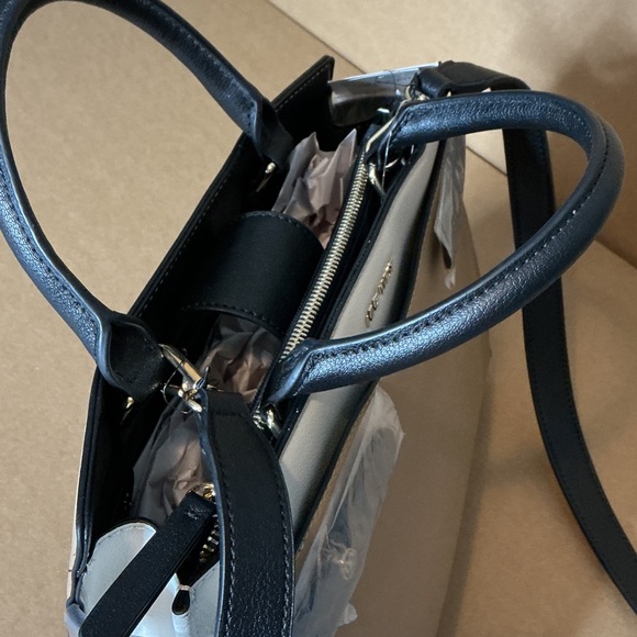 Nine West Beige and Black Satchel - Picture 5 of 10